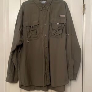 Dark Green Men’s Columbia PFG Shirt